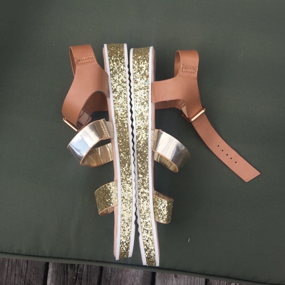 SANDALS ✨ - Picture 3 of 11